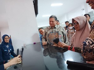 BLT Rp 900.000 Berlanjut Hingga Tahun Depan? Ini Kata Airlangga