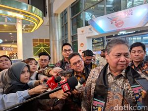 Airlangga: Pertumbuhan Ekonomi di Daerah Bencana Akan Turun, Kita Prihatin