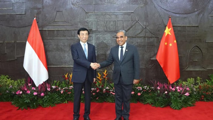 Muzani-Wang Huning Perkuat Kerja Sama Teknologi Hijau-Pendidikan RI & China