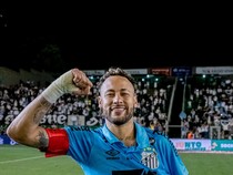 Santos Tawarkan Perpanjangan Kontrak untuk Neymar 1 Musim Lagi