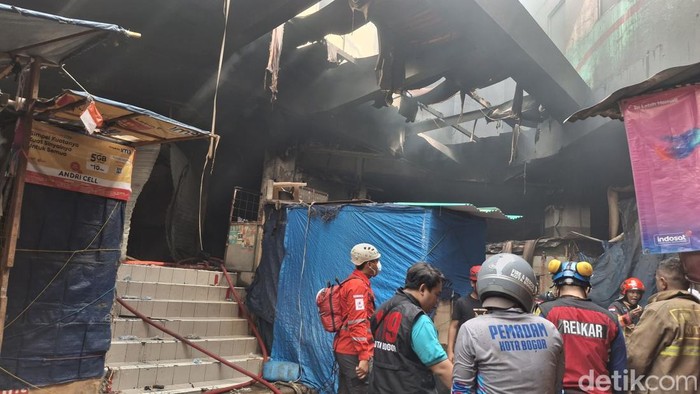 Pasar Anyar Bogor Kebakaran, 20 Kios Pedagang Hangus