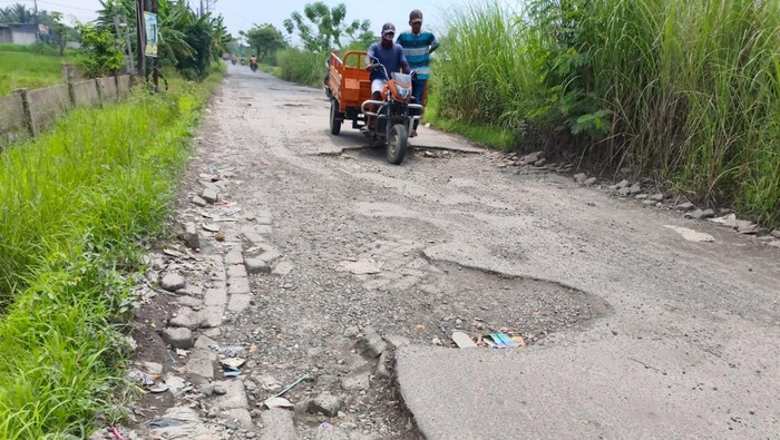 Gerak Cepat Pemkab Sidoarjo Atasi Jalan Rusak Secara Bergiliran