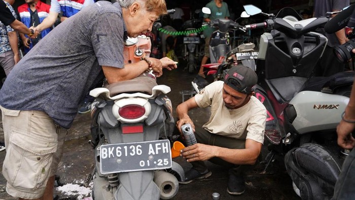 Korban Banjir Sumatera Bisa Ganti Oli Motor Gratis di Bengkel-bengkel Ini