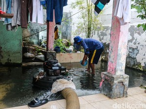 Potensi Banjir Rob, Dinas SDA DKI Siagakan Pompa-Pasukan Biru di Pesisir
