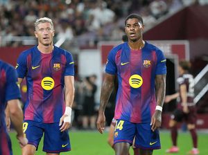 Kapan Barcelona Putuskan Nasib Tiga Pemainnya Ini?