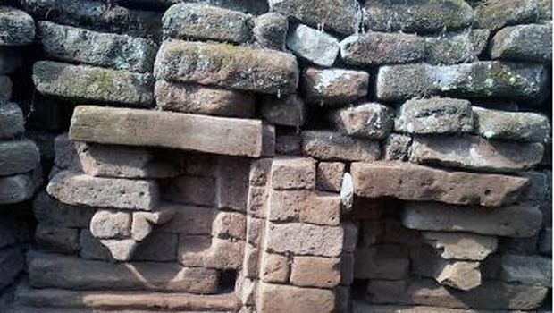 Situs Biting di Lumajang