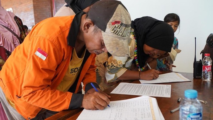 Suasana Haru Warga Eks Menteng Pulo Pindah ke Rusun Layak Huni Pemprov DKI