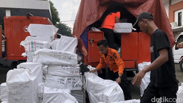 Surabaya Kirim Bantuan Rp 194 Juta ke Sumatera