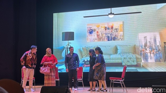 Kisah Pilu Anak dengan HIV/AIDS Diangkat ke Panggung Teater di Surabaya