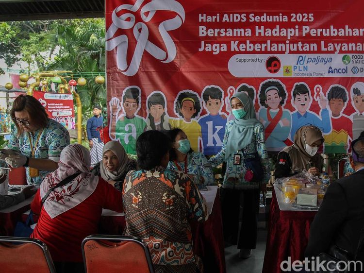 Transpuan Turut Warnai Kampanye Kesadaran HIV di Jakarta Utara