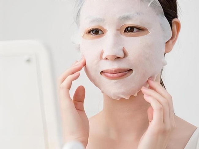 Wajib Punya! Rekomendasi 3 Sheet Mask Andalan Kulit Lebih Tenang, Lembap, dan Bebas Stress