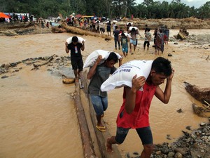 Pemulihan Jaringan Aceh Jadi Prioritas, Komdigi Kerahkan Komunikasi Darurat Starlink