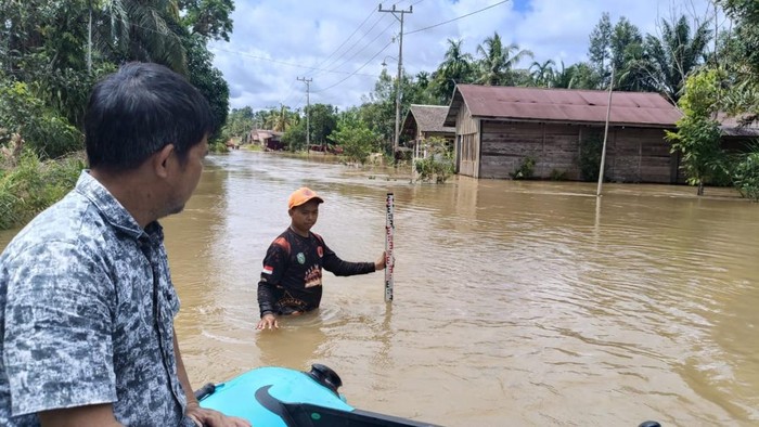 Banjir rendam 3 desa di Kotawaringin Timur.