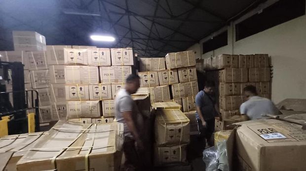 Bantuan Polri di Aceh Tamiang