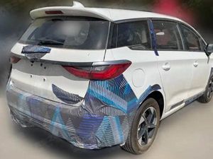 BYD M6 Mau Ada Versi Barunya, Jadi Mobil Hybrid?
