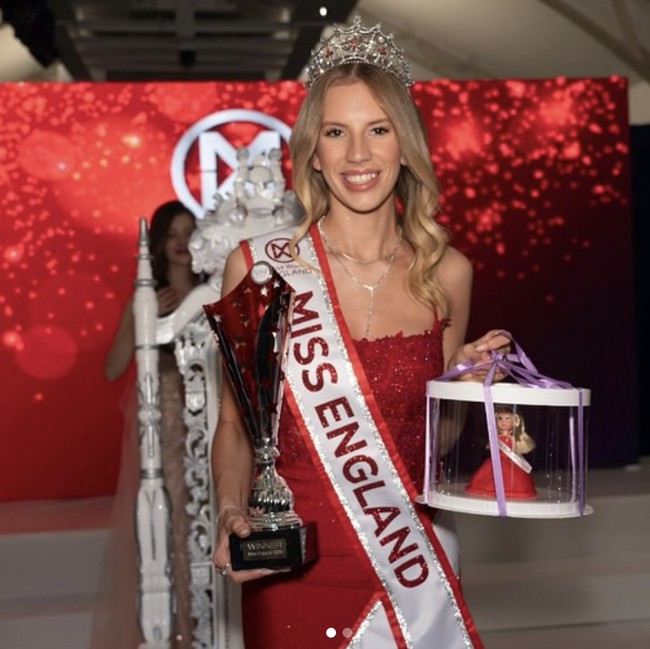 Wanita Ini Jadi Miss England Pertama yang Mengaku Lesbian, Picu Perdebatan