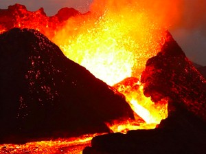 127 Gunung Berapi di Indonesia Bersatus Aktif