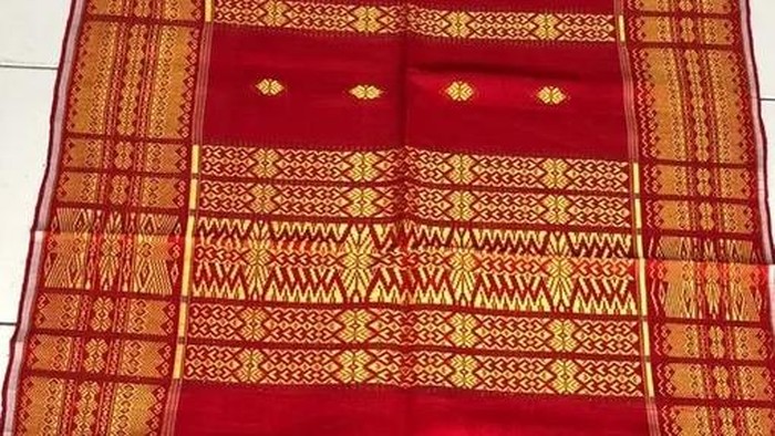 Mengenal Perbedaan Ulos Batak Toba-Uis Nipes Karo: 2 Kain Adat dan Ceritanya