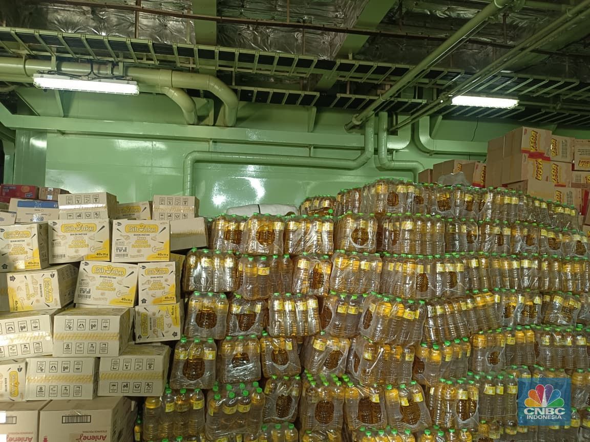 Menteri Pertanian (Mentan) Andi Amran Sulaiman melepas keberangkatan bantuan pangan 