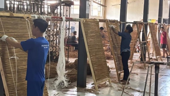 Coir Net Buatan Napi Lapas Cirebon Tembus Pasar Korsel
