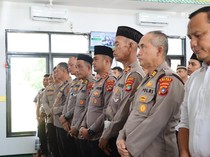 Polres Babar Gelar Salat Gaib untuk Korban Bencana Sumatera dan Erupsi Semeru