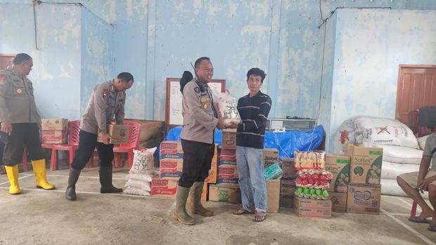 Posko Pengungsian Banjir di Kabupaten Agam, Sumbar