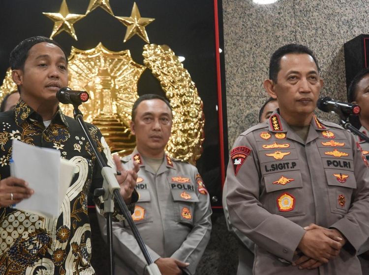 Satgas Baru Dibentuk Usut Kayu Gelondongan Pascabanjir Sumatera