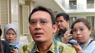 Sekjen ESDM Ahmad Erani Yustika Jadi Komisaris PLN