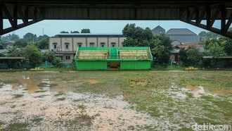 Stadion Mini Mustika Jaya Memprihatinkan, Jauh dari Janji Lapangan Standar Nasional di Jabar
