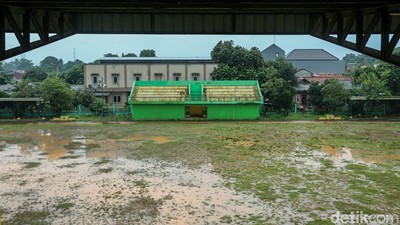 Stadion Mini Mustika Jaya Memprihatinkan, Jauh dari Janji Lapangan Standar Nasional di Jabar