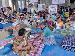 Video: Tolong! 1.807 Orang di Posko Meunasah Balek Aceh Belum Dapat Bantuan