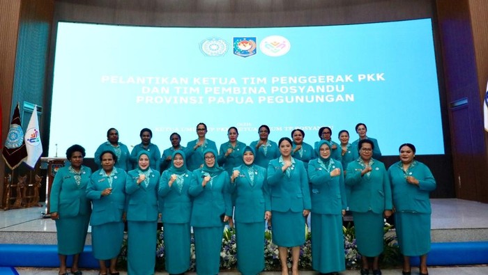Tri Tito Umumkan Anggieta Bestari Tabo Pimp Ketua TP PKK Papua Pegunungan