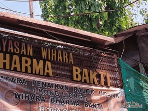 Asal Usul Istilah Klenteng di Wihara Dharma Bakti