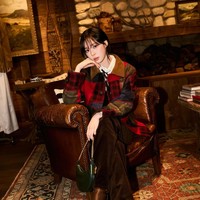 Kurangnya tanggapan dari agensi Winter aespa dan Jungkook BTS juga menimbulkan spekulasi di tengah penggemar. Pasalnya saat Jungkook BTS digosipkan berpacaran dengan Lee Yu Bi, BIGHIT MUSIC dengan tegas membantah dan menghentikan rumor tersebut. Foto: dok. Instagram @imwinter