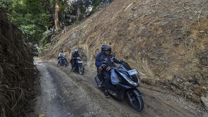 Kendaraan Mulai Bisa Lalui Jalur Agam-Bukittinggi via Kelok 44
