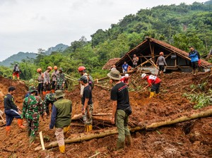 Longsor di Arjasari Bandung Diduga Akibat Hutan Berubah Jadi Kebun Palawija