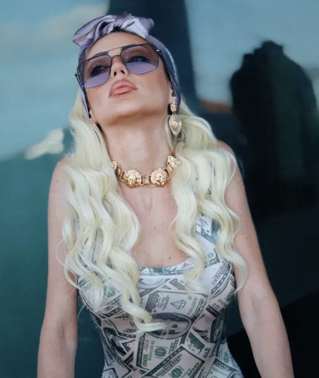 Namun keluarga dan Kejaksaan tidak percaya dengan alasan kematian tersebut dan menaruh kecurigaan bahwa Barbara mungkin menjadi korban pembunuhan. Mereka meminta agar kasus ini dibawa ke Pengadilan lebih lanjut.  Foto: dok. Instagram @bonecadesumana