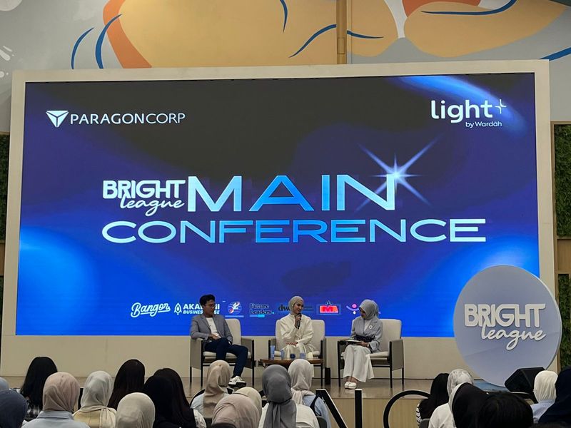 Bright League Main Conference 2025 menghadirkan ruang berbagi bagi generasi muda untuk memahami arti tumbuh melalui komunitas dan kolaborasi. Bright League Main Conference 2025 menghadirkan ruang berbagi bagi generasi muda untuk memahami arti tumbuh melalui komunitas dan kolaborasi.