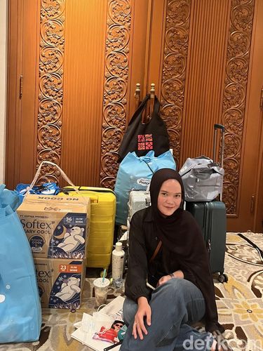 Cerita jastip di acara Jakarta X Beauty 2025 saat ditemui Wolipop, Jumat (5/12/2025). Cerita jastip di acara Jakarta X Beauty 2025 saat ditemui Wolipop, Jumat (5/12/2025).