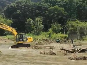 Jembatan Baru di Sukamade Jadi Harapan Warga Atasi Akses Terputus