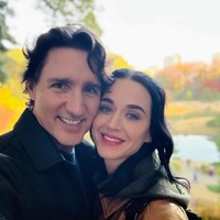 Go Public, Katy Perry & Justin Trudeau Double Date Bareng Mantan PM Jepang