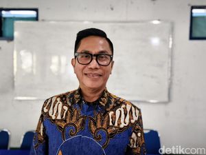 Mamat Rachmat, Dari Gerakan Serikat Pekerja-Penggerak Pendidikan Demokrasi