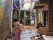 Kebon Pala Jaktim Terendam Luapan Kali Ciliwung Dini Hari Tadi, Tinggi Air 85 Cm