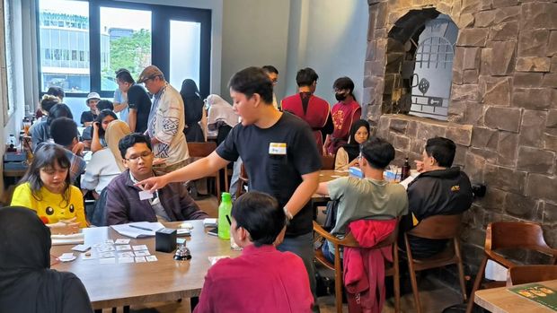 muda-mudi bandung ikuti lokakarya boardgame