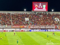 6.434 Penonton Saksikan PSM Ditahan Imbang Persebaya 1-1 di Stadion BJ Habibie