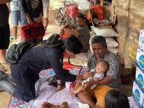 Cerita Haru Bayi di Agam Diselamatkan dari Lumpur Banjir Bandang
