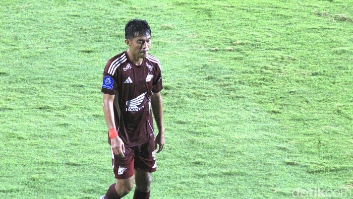 Kartu Merah Pemain PSM Akbar Tanjung Dianulir, Ujungnya Tetap Diusir Wasit