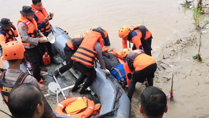 Polres Bojonegoro Latih Anggota untuk Antisipasi Bencana Hidrometeorologi