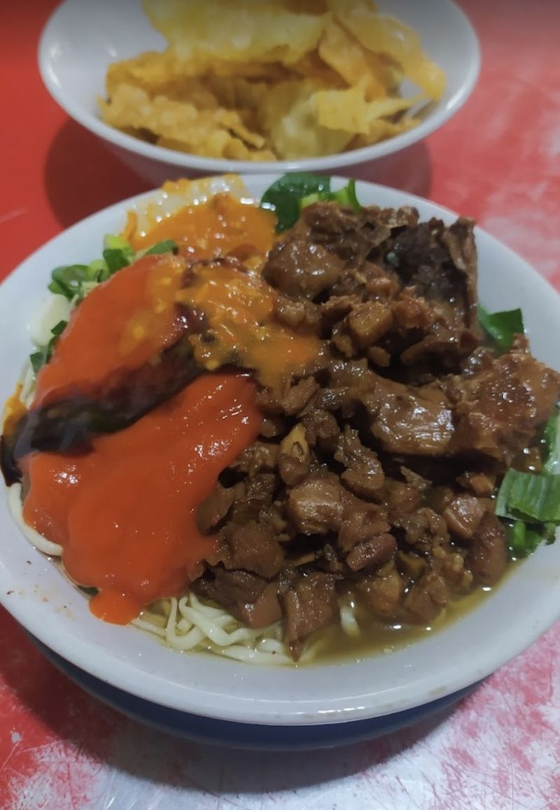 Bakmi ayam populer Jakarta Timur
