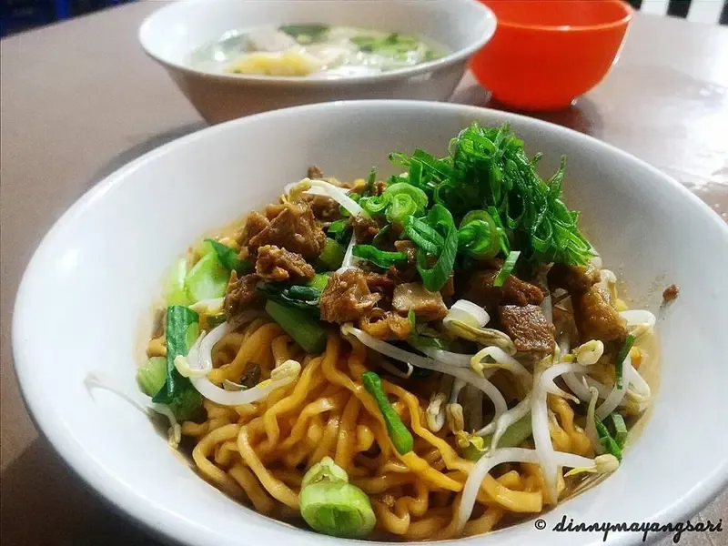 Bakmi ayam populer Jakarta Timur